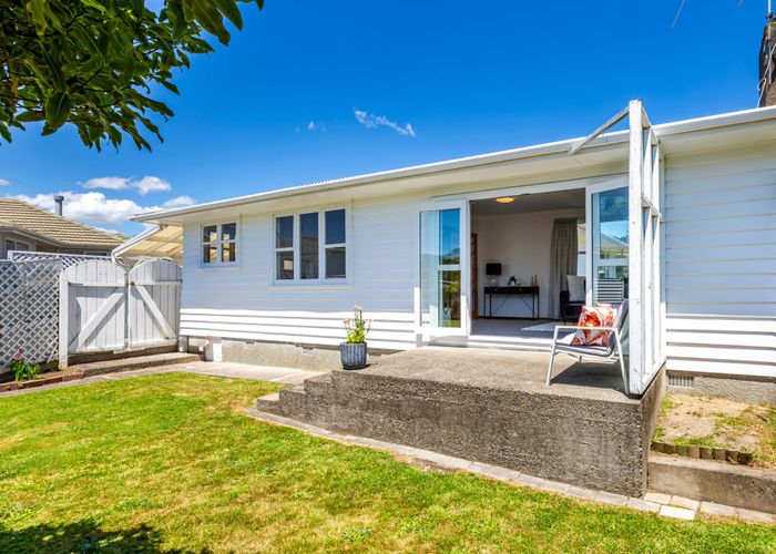  at 3 Tiwakawaka Grove, Heretaunga, Upper Hutt, Wellington