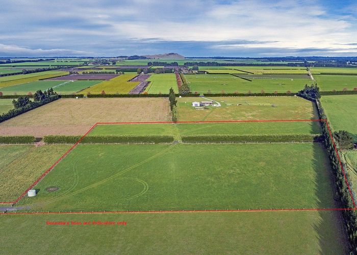  at 306 Burnt Hill Road, Burnt Hill, Oxford