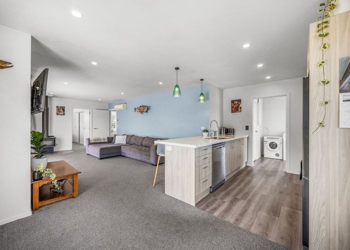  at 8 Pennycook Place, Lake Hawea, Wanaka, Otago