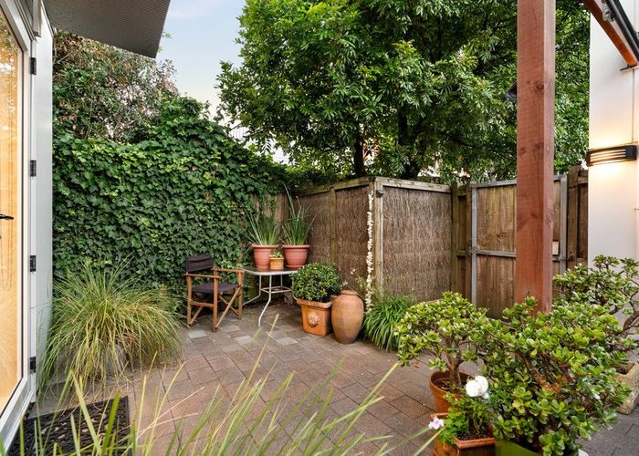  at 27/3 Wagener Place, Mount Albert, Auckland City, Auckland