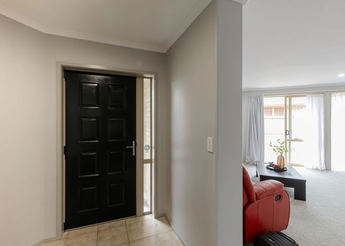  at 81 Mount View Road, Melville, Hamilton