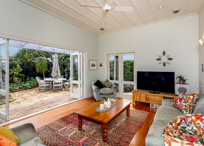  at 219 Balmoral Road, Mount Eden, Auckland