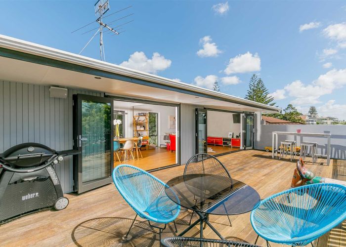  at 2/40 Vale Road, St Heliers, Auckland