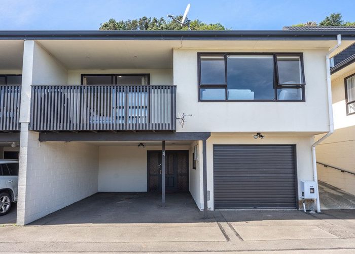  at 4/24 Acheron Road, Paremata, Porirua, Wellington