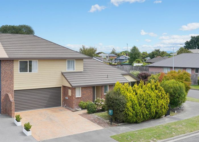  at 1/8 Pentland Drive, Belfast, Christchurch