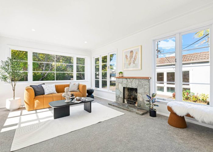  at 1/31 Alma Road, Milford, Auckland