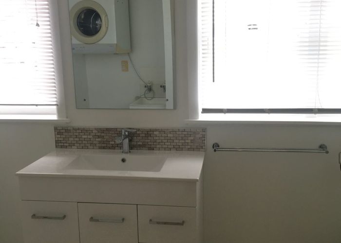  at 1/163a St Heliers Bay Road, Saint Heliers, Auckland City, Auckland