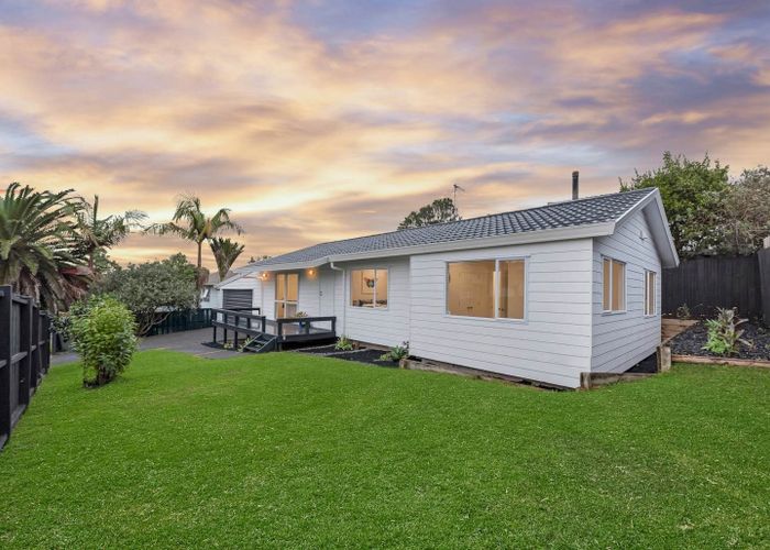  at 39 Glynnbrooke Street, Te Atatu South, Auckland