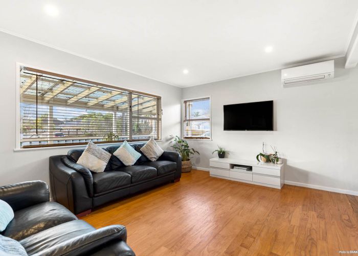  at 218 Birkdale Road, Birkdale, Auckland