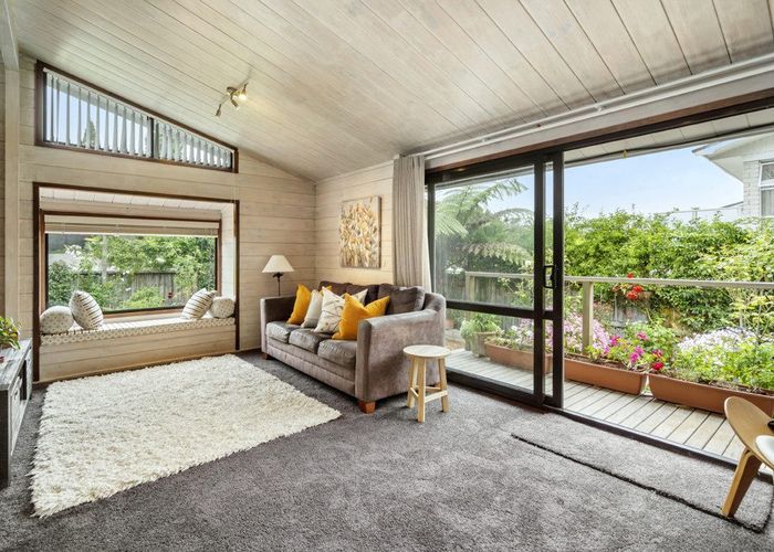 For sale 38A Sandiacre Way, Browns Bay, North Shore City, Auckland