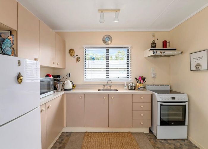  at 30B Rangihiroa Street, Waikanae Beach, Waikanae