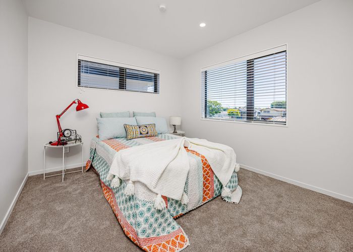  at Lot 2, 4 Nicola Place, Mangere, Manukau City, Auckland