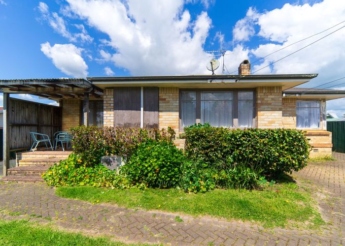  at 32 Tomin Rd, Glenview, Hamilton, Waikato