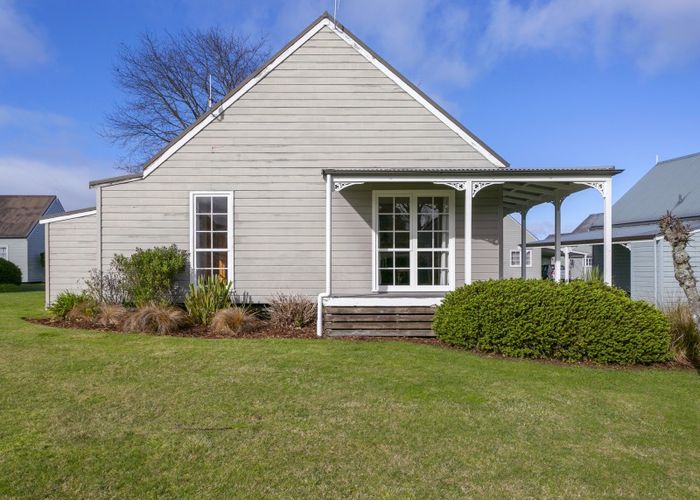  at 6/30 Sorrento Drive, Rangatira Park, Taupo
