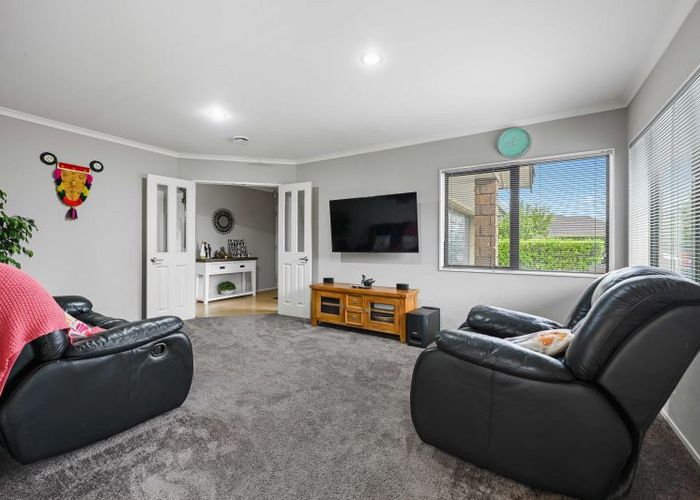  at 8 Mercury Court, Rototuna North, Hamilton
