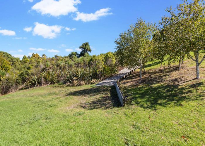  at 91b Sunnyvale Road, Massey, Waitakere City, Auckland