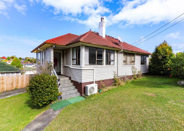  at 577 Richardson Road, Mount Roskill, Auckland