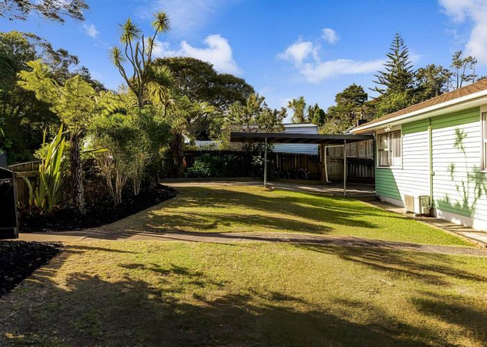  at 18 Paewai Road, Titirangi, Waitakere City, Auckland