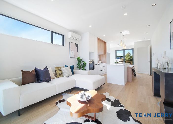  at 9 Heketara Way, Massey, Waitakere City, Auckland