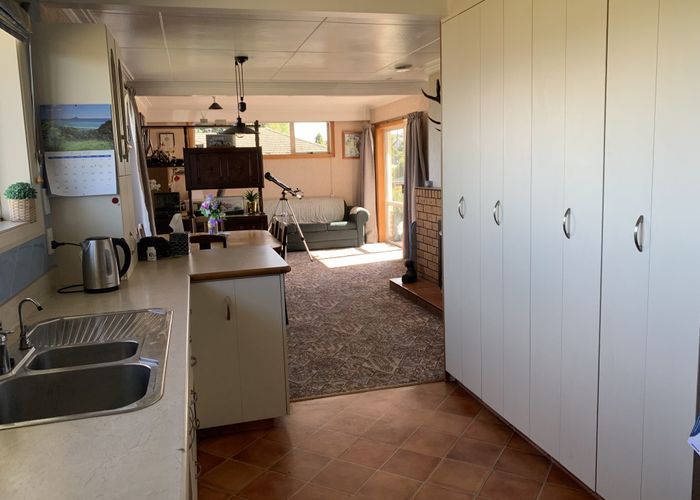  at 2 Athol Place, Balclutha