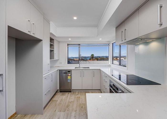  at 14A RIDGE ROAD "Macleans Zone", Howick, Manukau City, Auckland