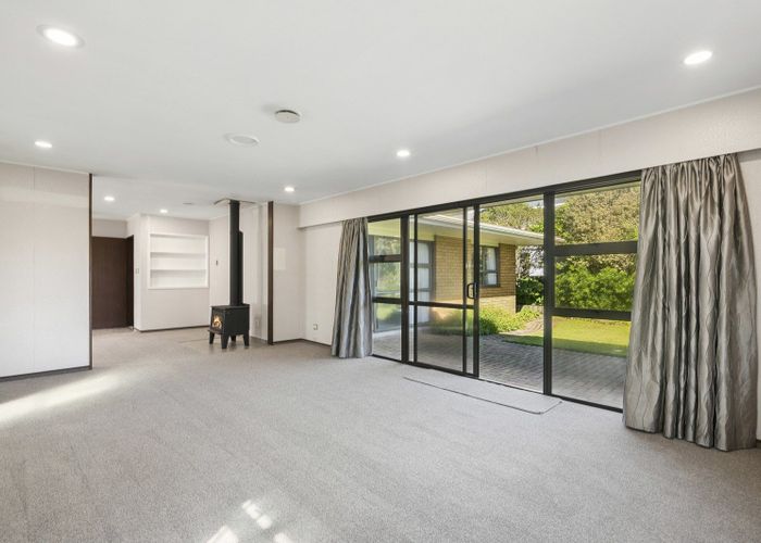  at 8 Wychwood Crescent, Springfield, Rotorua, Bay Of Plenty