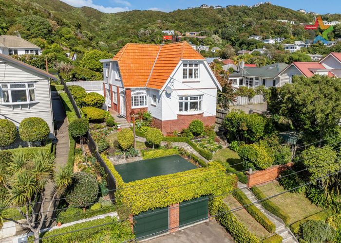  at 4 Blakey Avenue, Karori, Wellington, Wellington