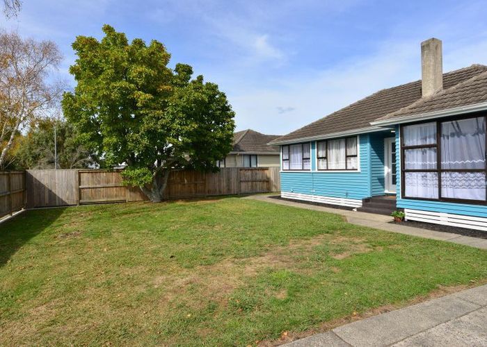  at 40 Montgomery Crescent, Bader, Hamilton, Waikato