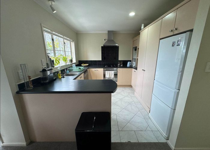  at 101b Onewa Road, Northcote, North Shore City, Auckland