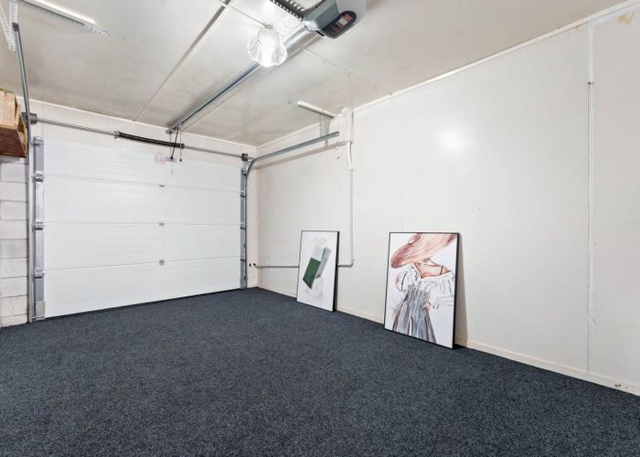  at 4/40 Turama Road, Royal Oak, Auckland City, Auckland