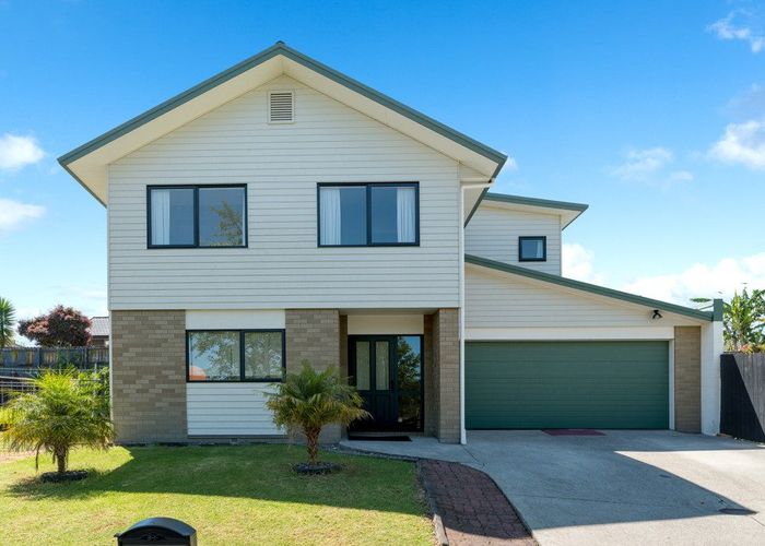  at 16 Pyramid Place, Glen Eden, Auckland