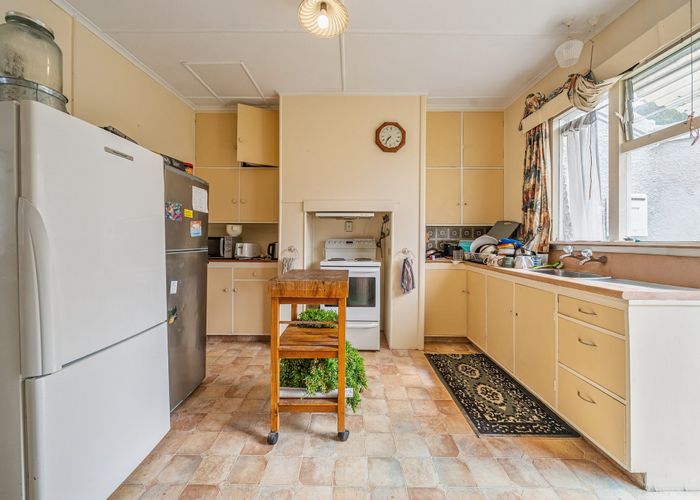  at 47 Riddlers Crescent, Petone, Lower Hutt, Wellington