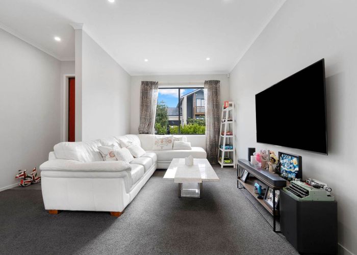  at 5 Teal Way, Hobsonville, Waitakere City, Auckland