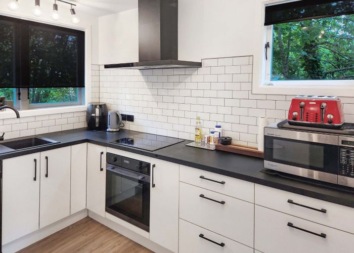  at 5B Coates Grove, Silverstream, Upper Hutt, Wellington