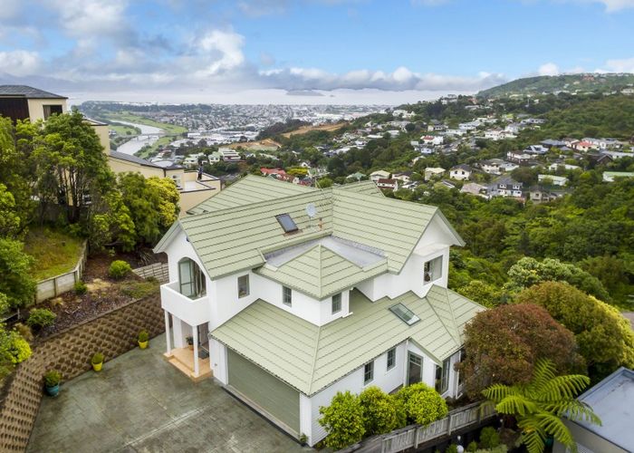  at 95 Viewmont Drive, Harbour View, Lower Hutt