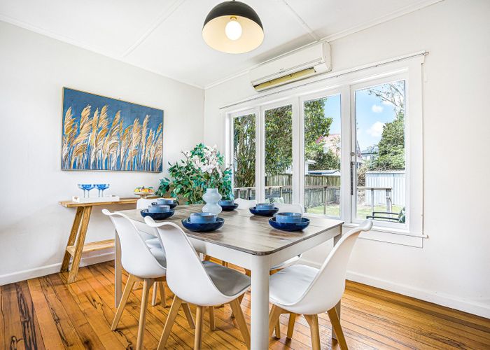  at 71 Renfrew Avenue, Sandringham, Auckland City, Auckland