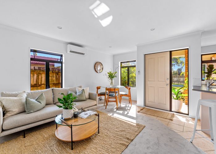  at 25D Gray Avenue, Mangere East, Auckland