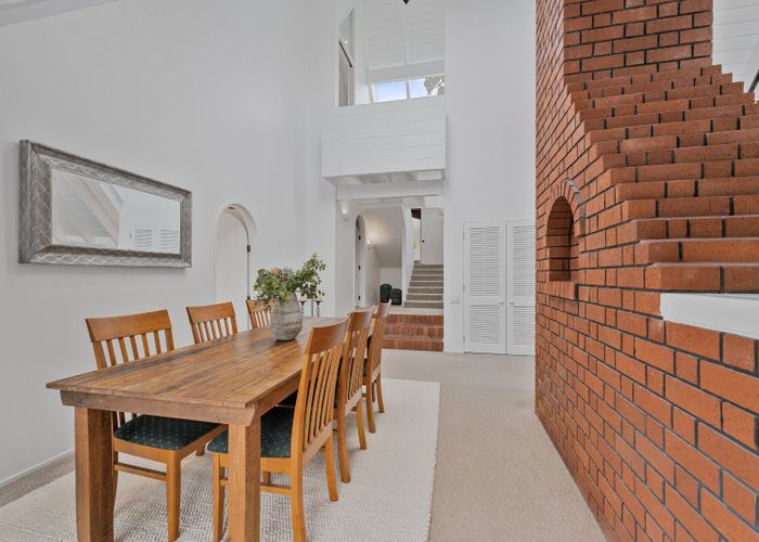  at 94 Kowhai Road, Campbells Bay, Auckland