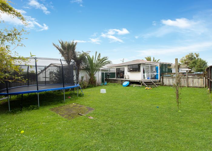  at 55 Bruce Mclaren Road, Henderson, Auckland