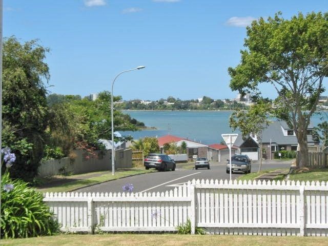  at 132 Kingswood Road, Brookfield, Tauranga, Bay Of Plenty