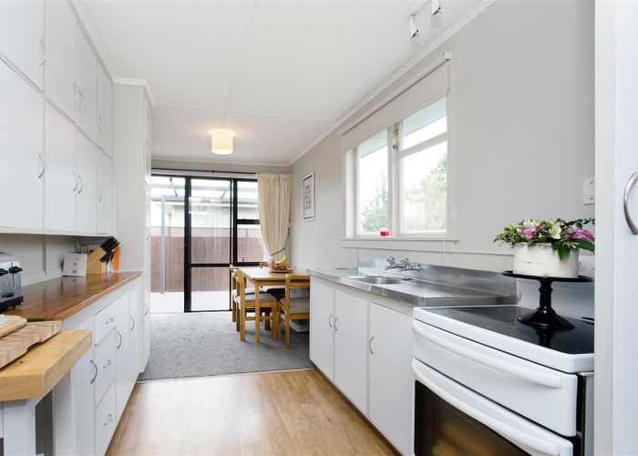  at 10 Gregory Avenue, Islington, Christchurch