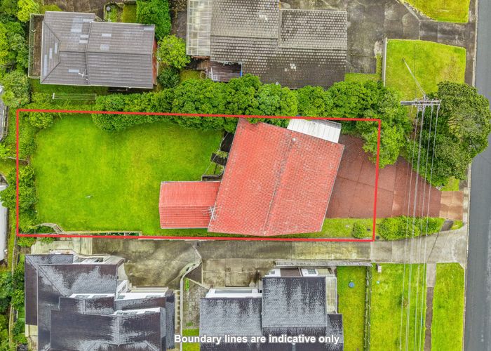  at 112 Sunset Road, Unsworth Heights, North Shore City, Auckland