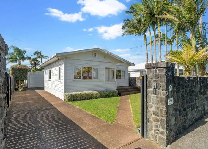  at 17 Rama Road, Point Chevalier, Auckland City, Auckland