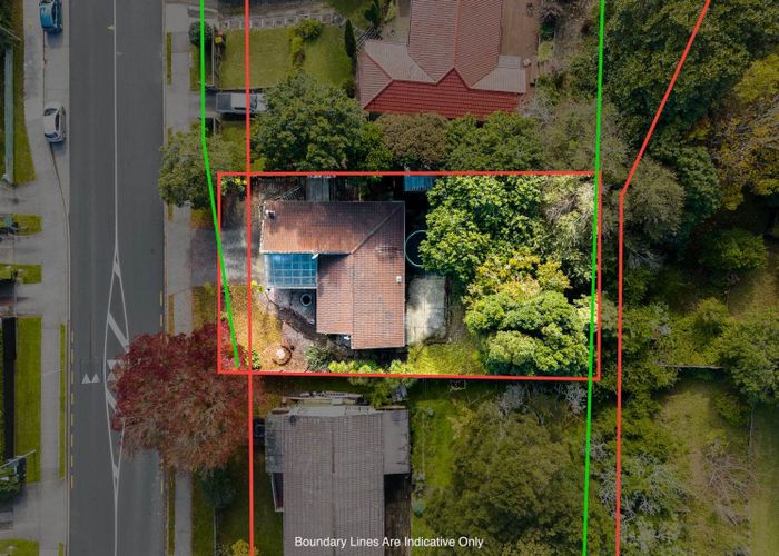 at 81 Oaktree Avenue, Browns Bay, North Shore City, Auckland