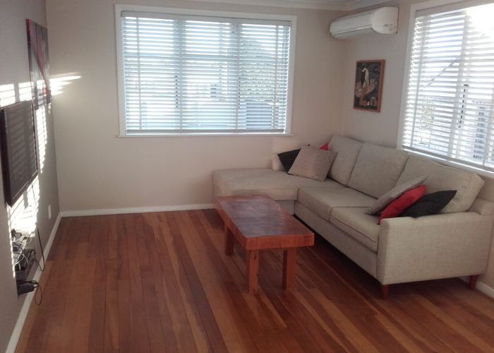  at 34 Holbrook Street, Blockhouse Bay, Auckland