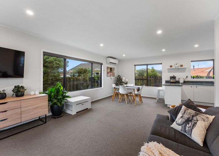  at 15B Rosewood Place, Paraparaumu