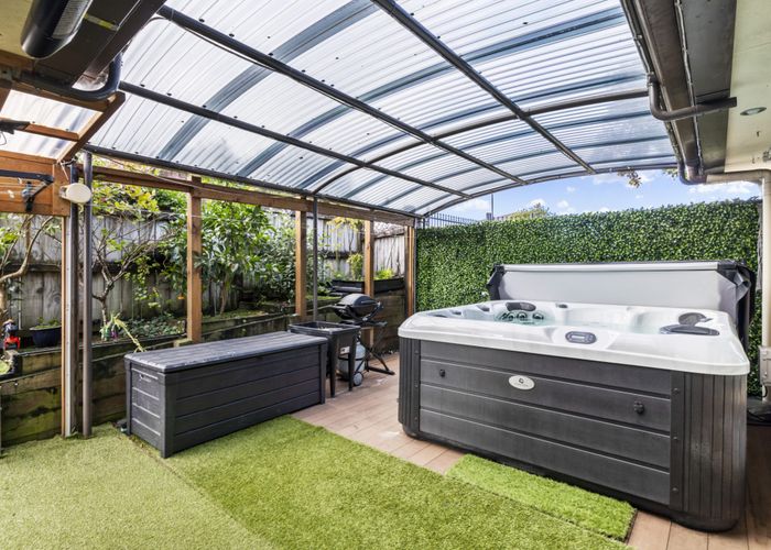  at 778 Chapel Road, Shamrock Park, Auckland