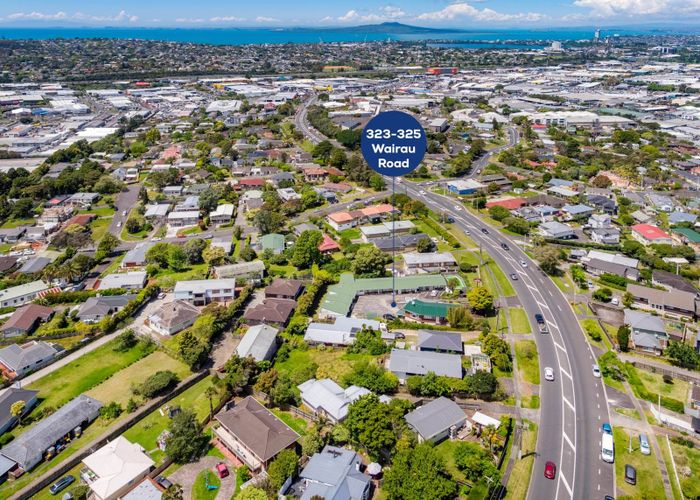  at 323 - 325 Wairau Road, Totara Vale, North Shore City, Auckland