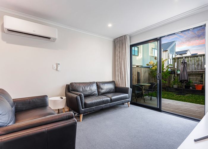  at 16 Houhora Street, Westgate, Waitakere City, Auckland