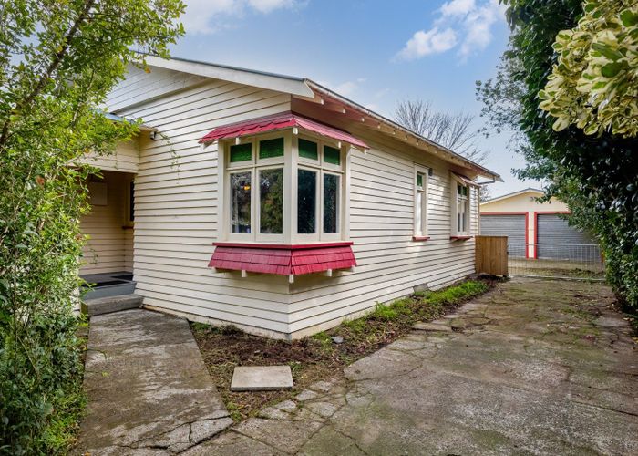  at 23 Knowles Street, Terrace End, Palmerston North, Manawatu / Whanganui